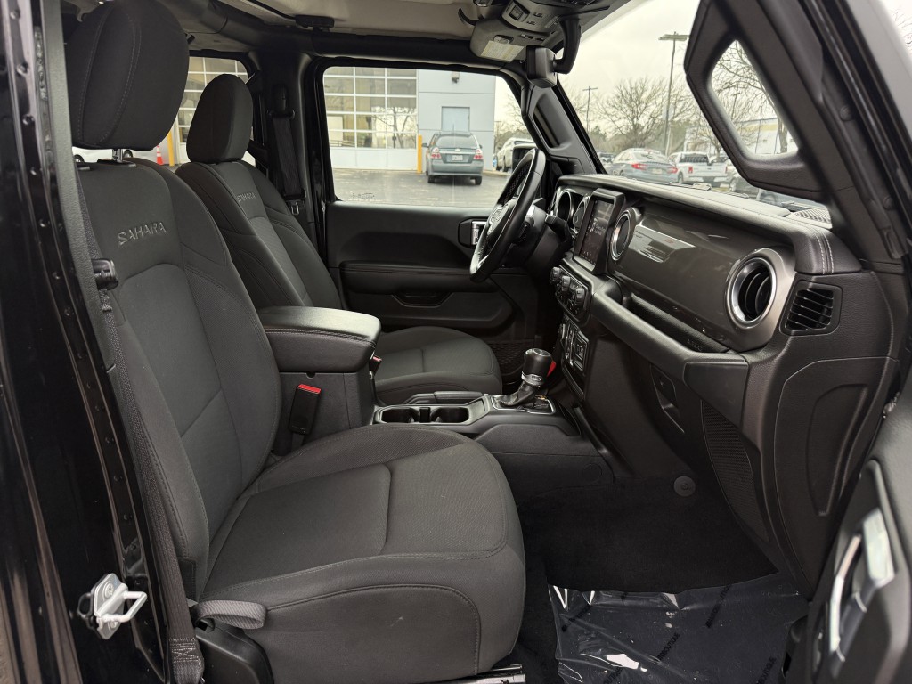 2022 Jeep Wrangler Image 28