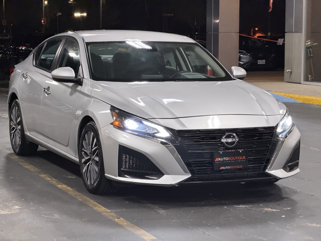 2023 Nissan Altima Image 3