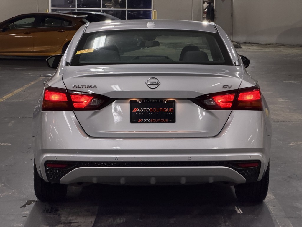 2023 Nissan Altima Image 7