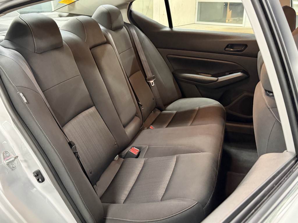 2023 Nissan Altima Image 25