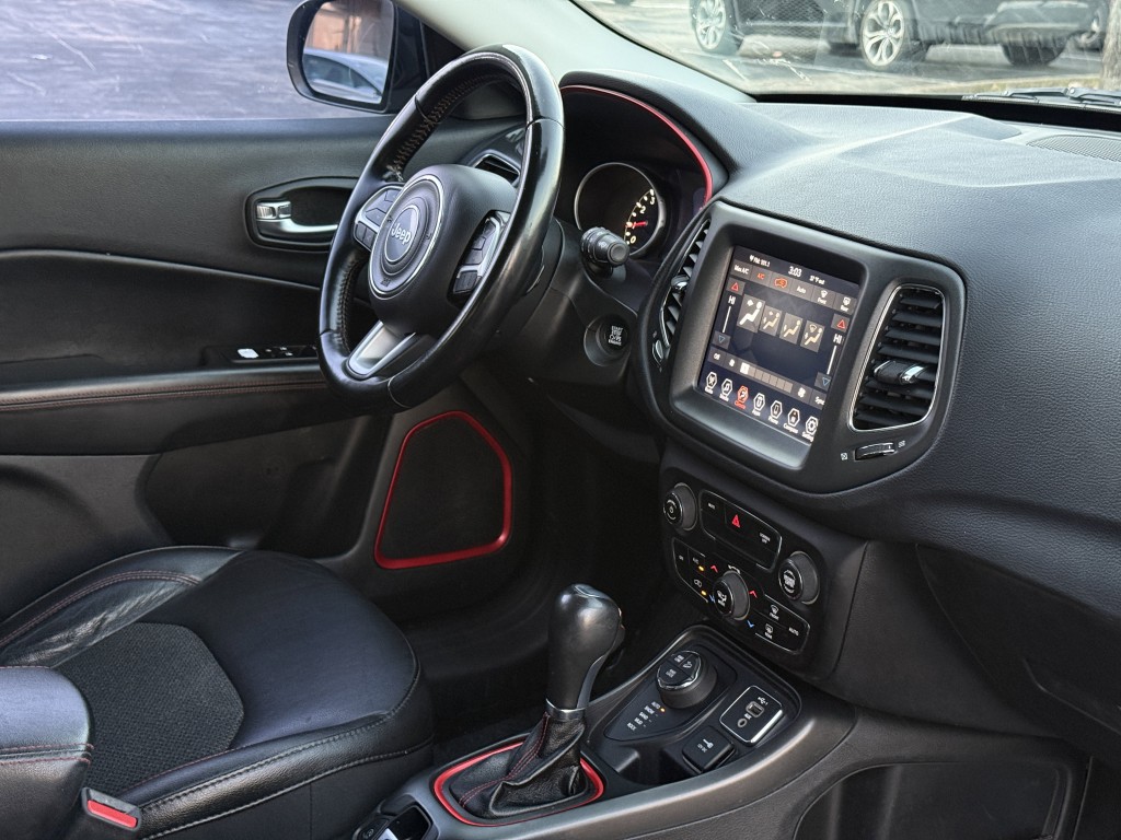 2020 Jeep Compass Image 15