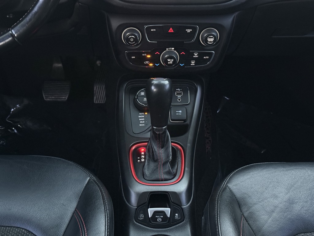 2020 Jeep Compass Image 24