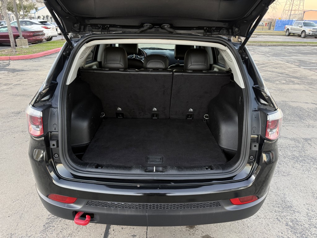 2020 Jeep Compass Image 29