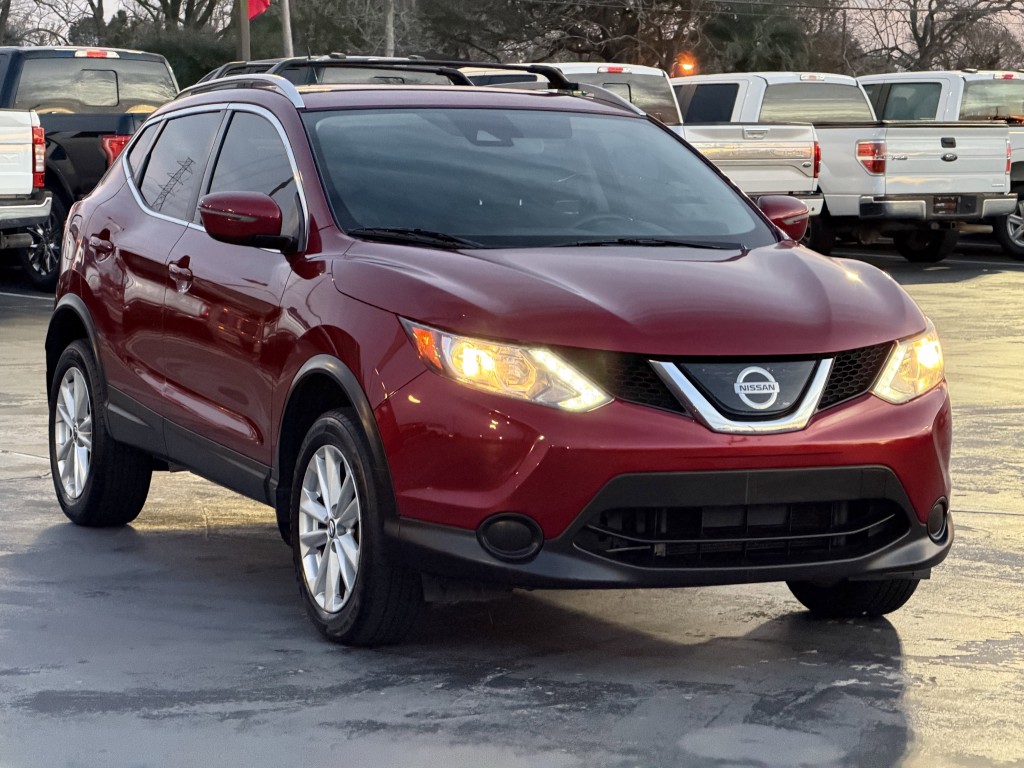 2019 Nissan Rogue Image 3