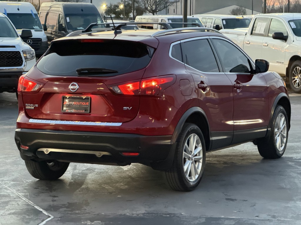 2019 Nissan Rogue Image 9