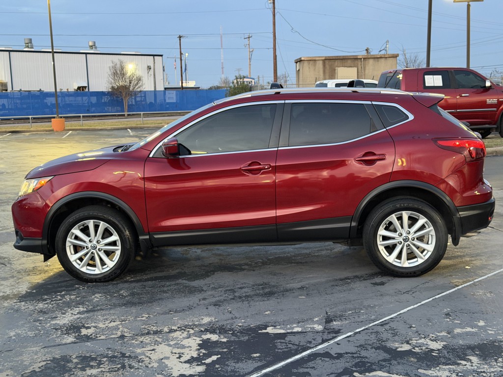 2019 Nissan Rogue Image 10