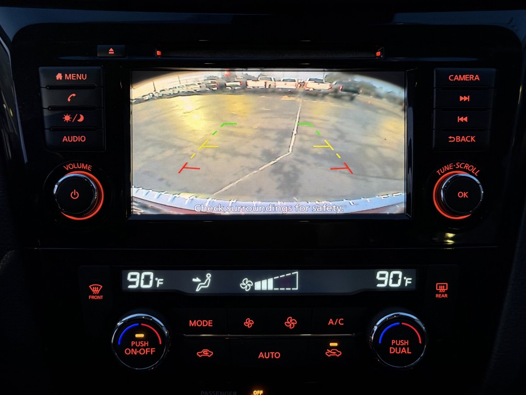 2019 Nissan Rogue Image 20