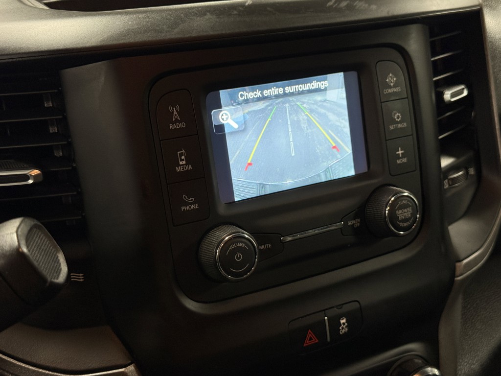 2021 RAM 2500 Image 21