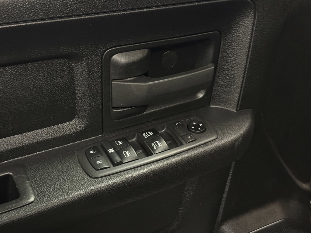 2021 RAM 2500 Image 24