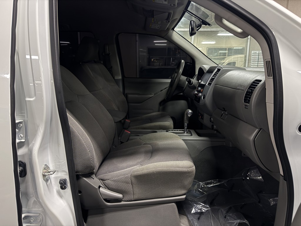 2019 Nissan Frontier Image 26