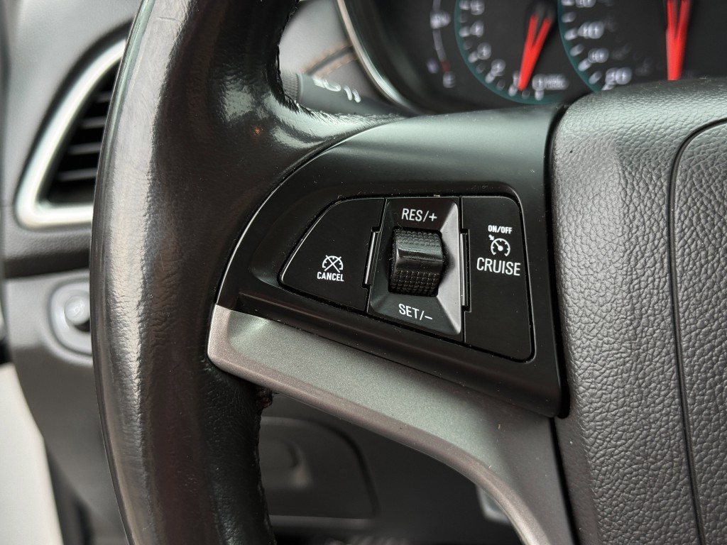 2020 Chevrolet Trax Image 16