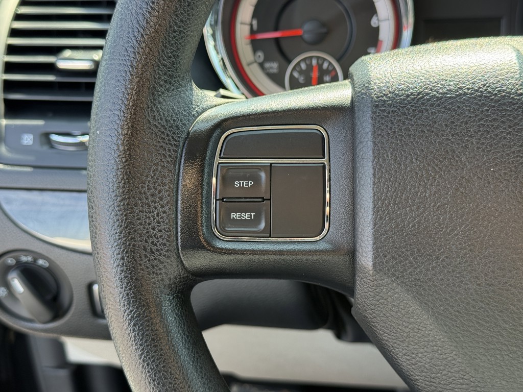 2017 Dodge Grand Caravan Image 17