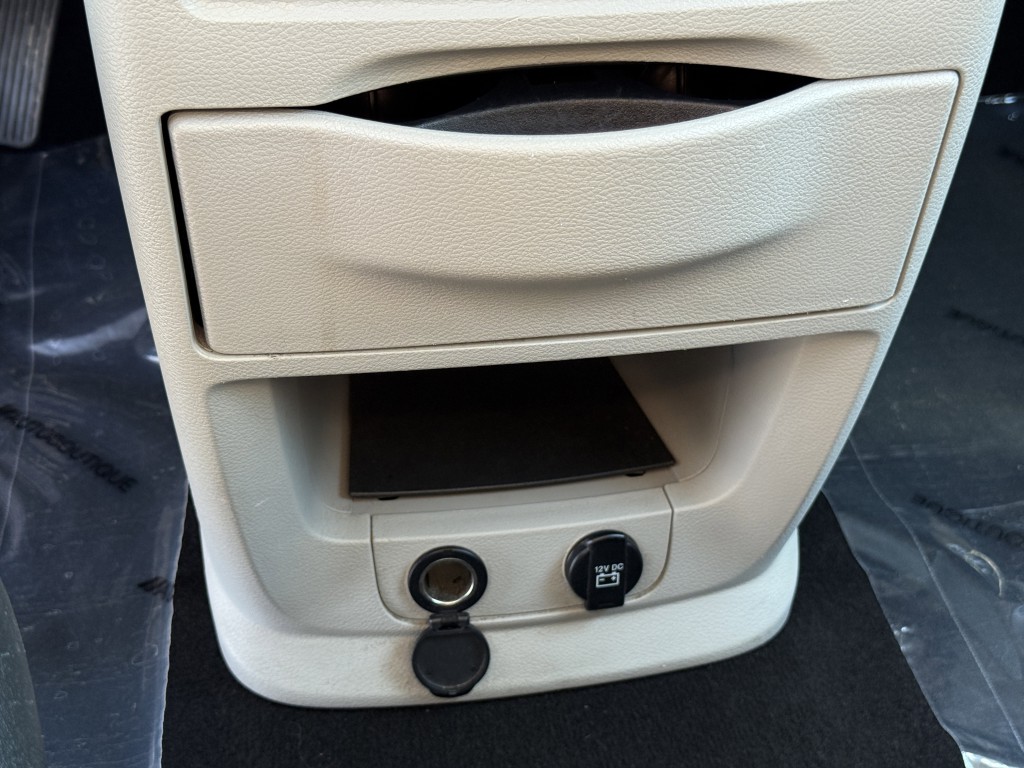 2017 Dodge Grand Caravan Image 21