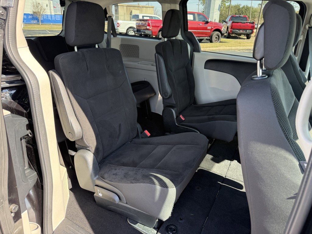 2017 Dodge Grand Caravan Image 28