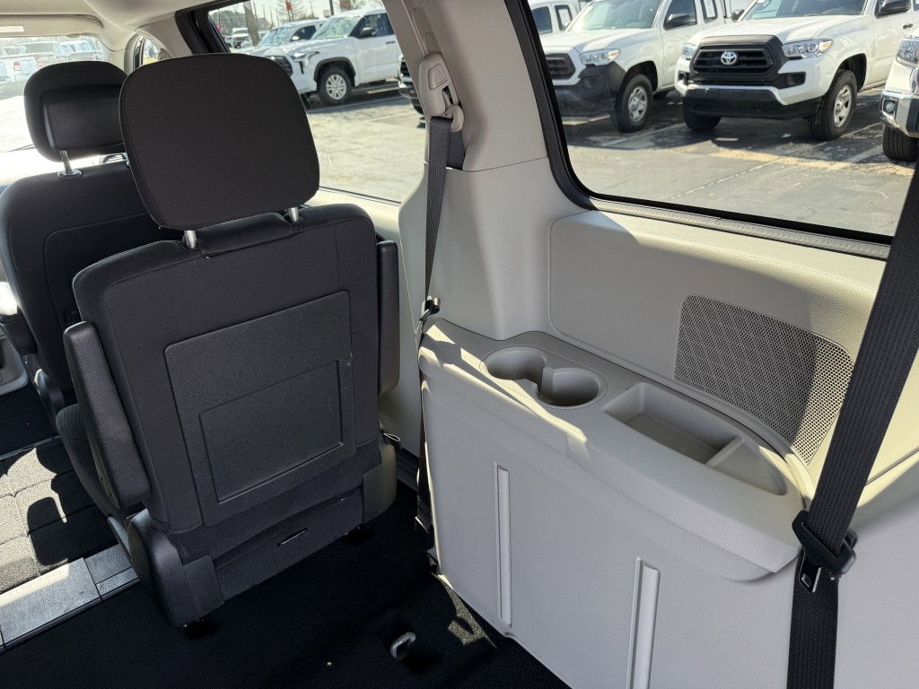 2017 Dodge Grand Caravan Image 33