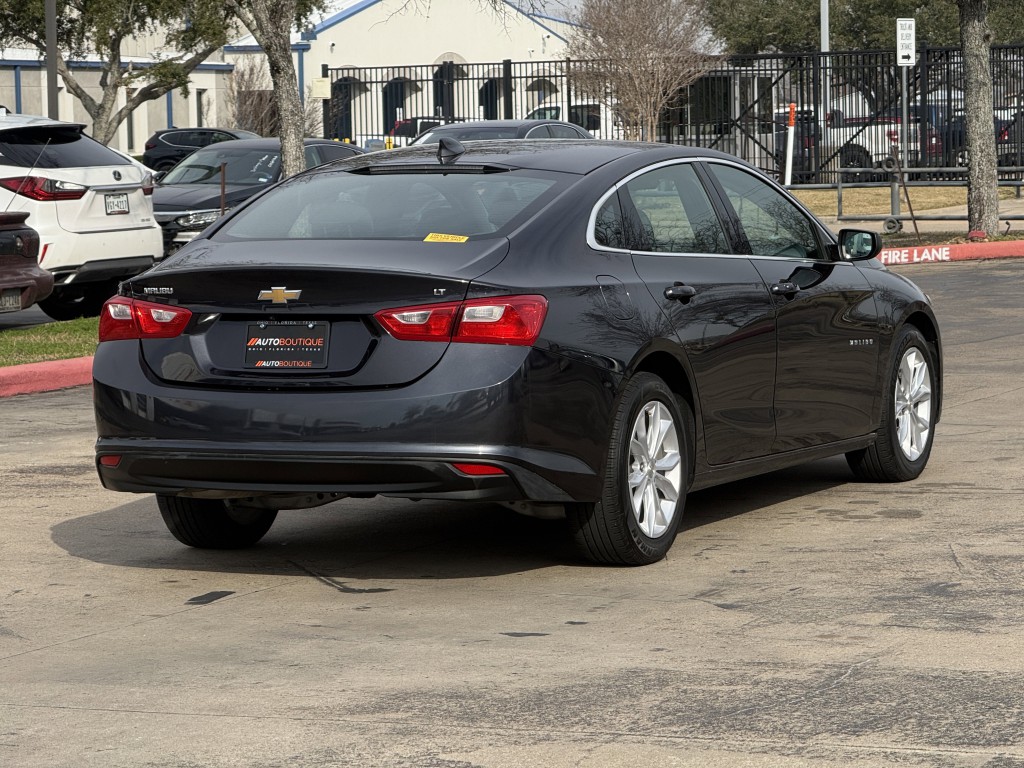 2023 Chevrolet Malibu Image 8