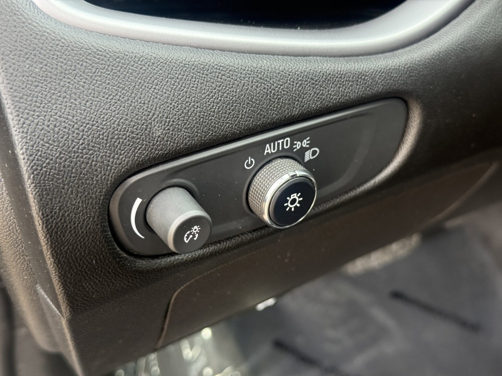 2023 Chevrolet Malibu Image 25