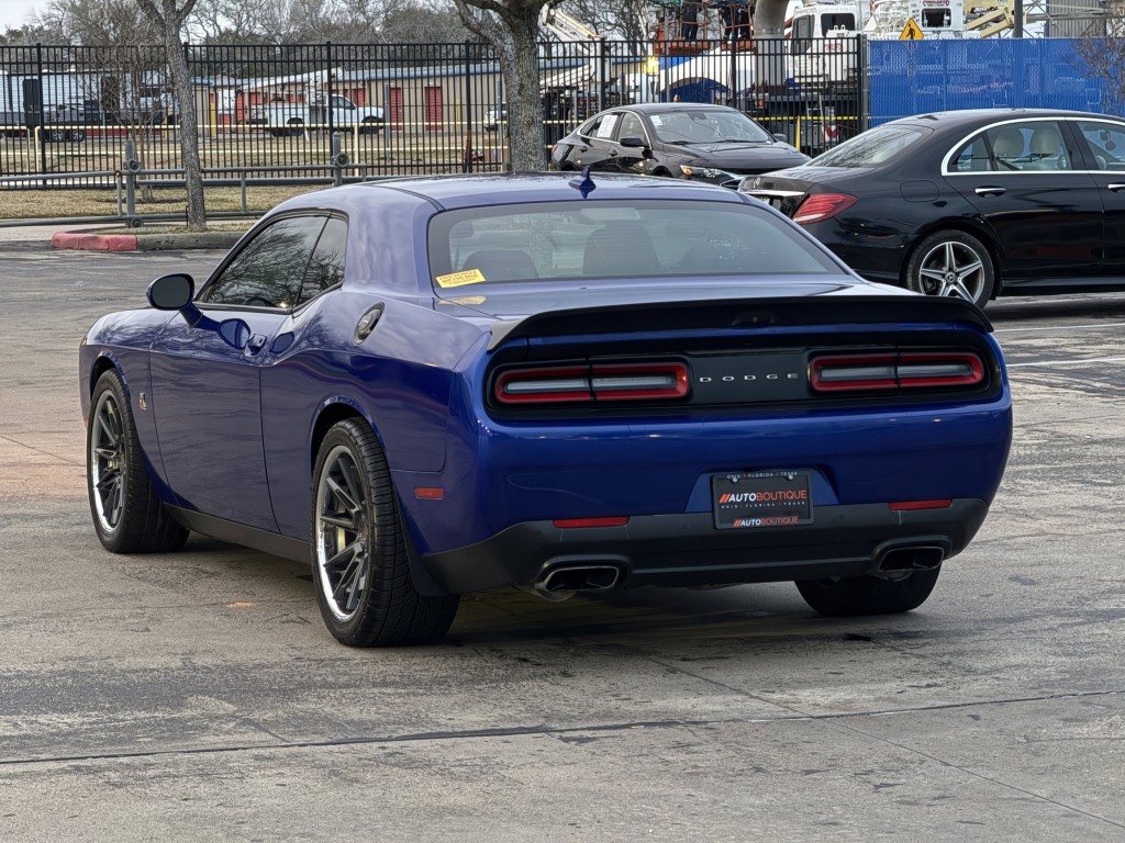 2020 Dodge Challenger Image 9