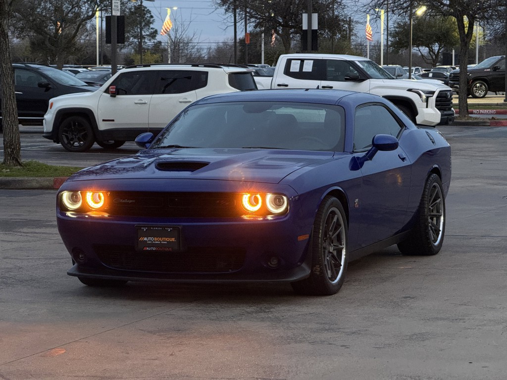 2020 Dodge Challenger Image 6