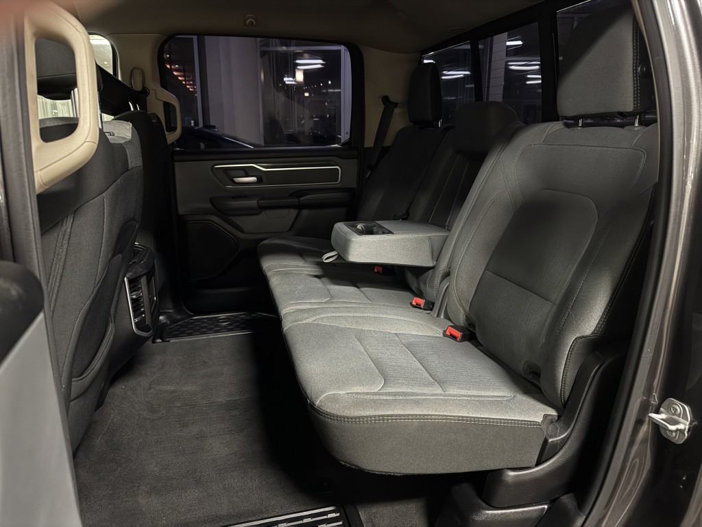 2020 RAM 1500 Image 32