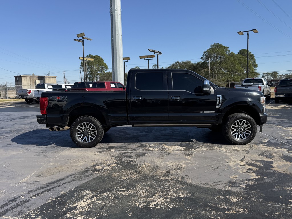 2022 Ford F-350 Image 13