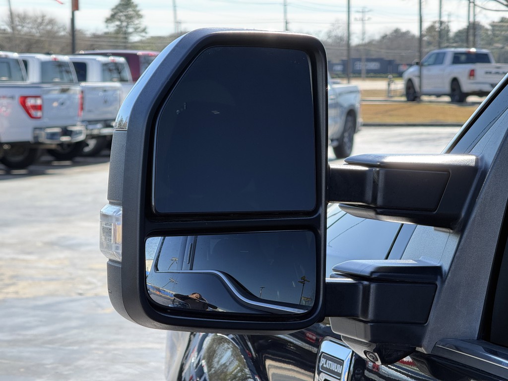 2022 Ford F-350 Image 14