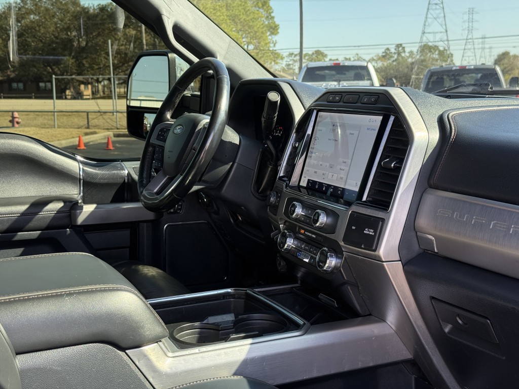 2022 Ford F-350 Image 17