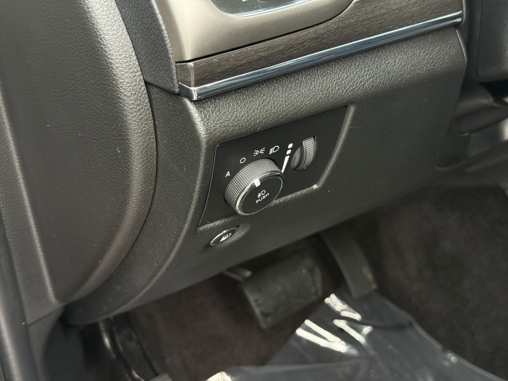 2018 Jeep Grand Cherokee Image 27