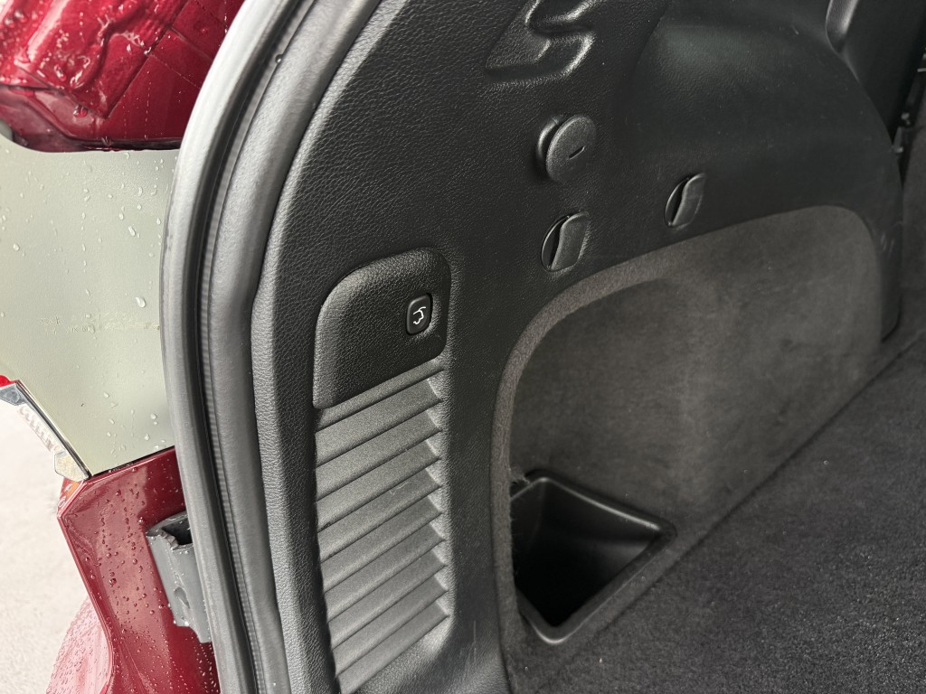 2018 Jeep Grand Cherokee Image 36