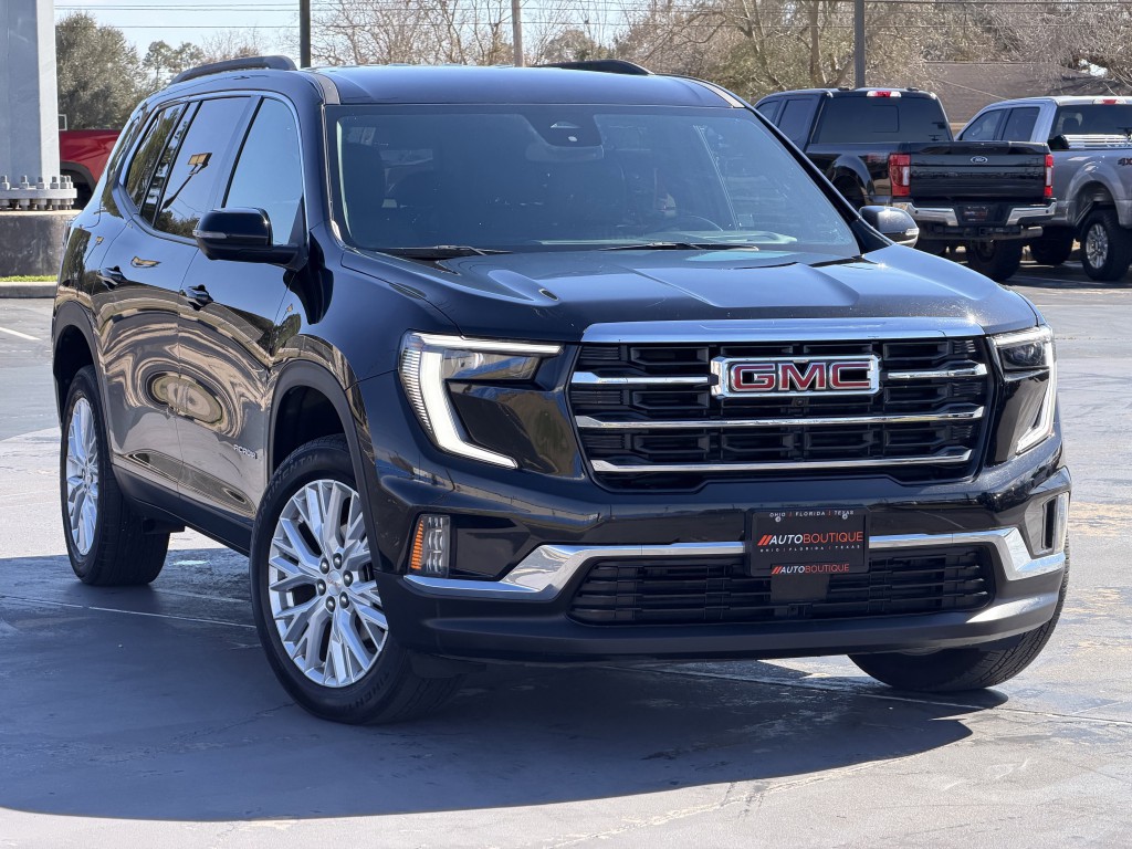 2024 GMC Acadia Image 3