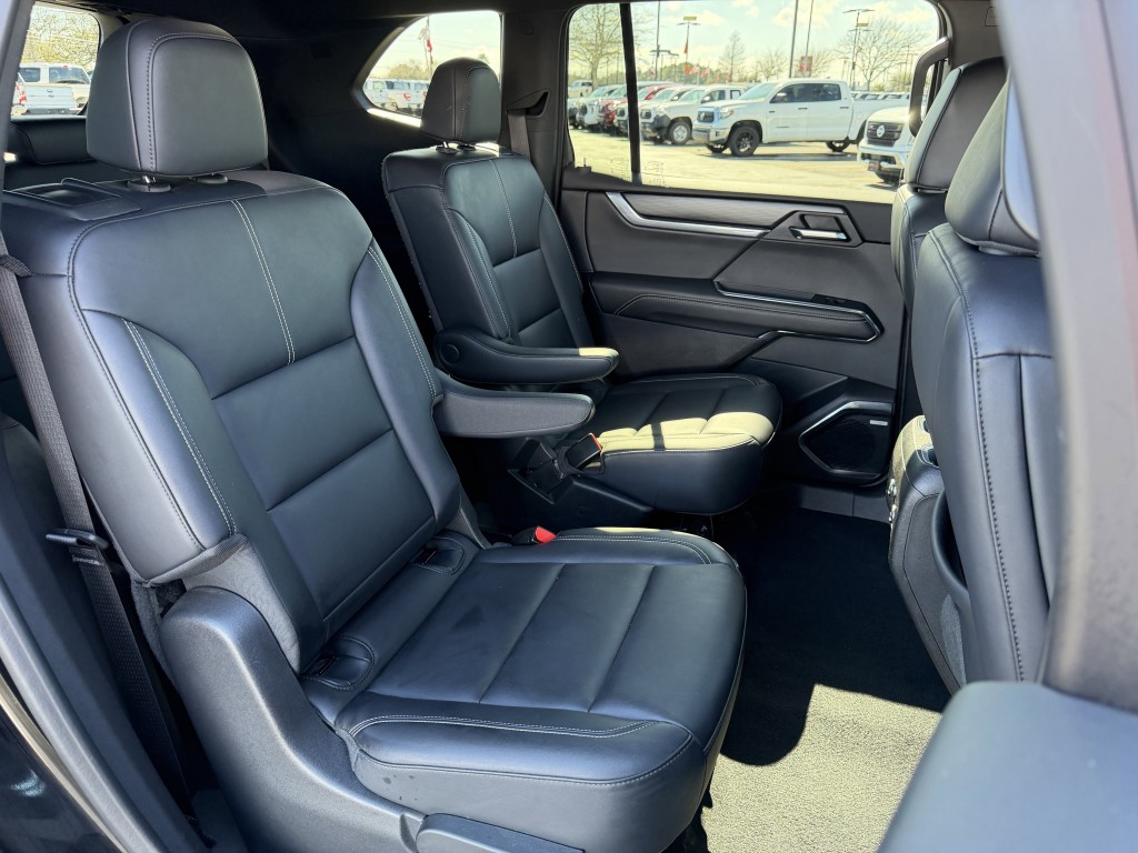 2024 GMC Acadia Image 27