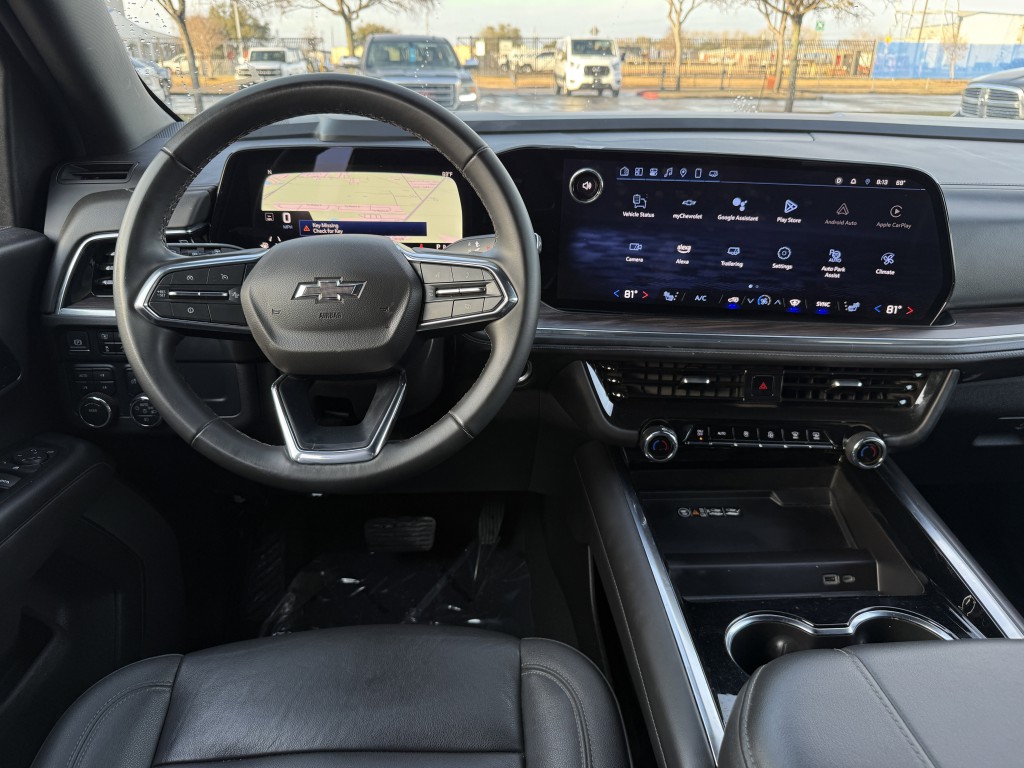 2025 Chevrolet Suburban Image 18