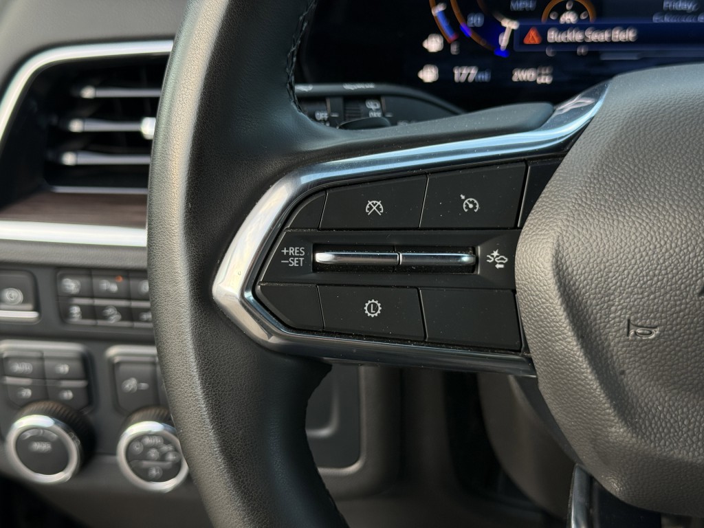 2025 Chevrolet Suburban Image 20