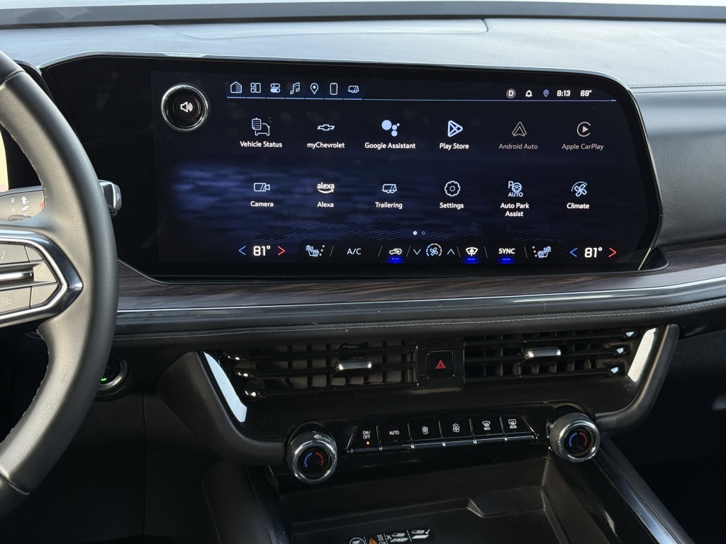 2025 Chevrolet Suburban Image 23