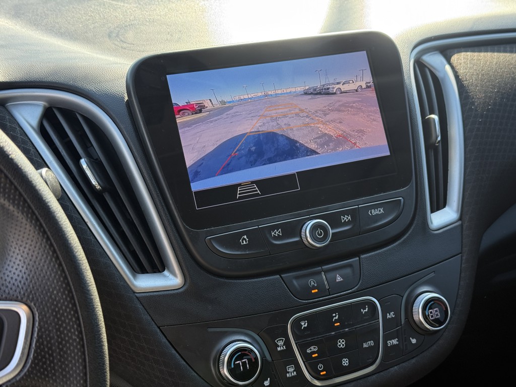 2024 Chevrolet Malibu Image 21