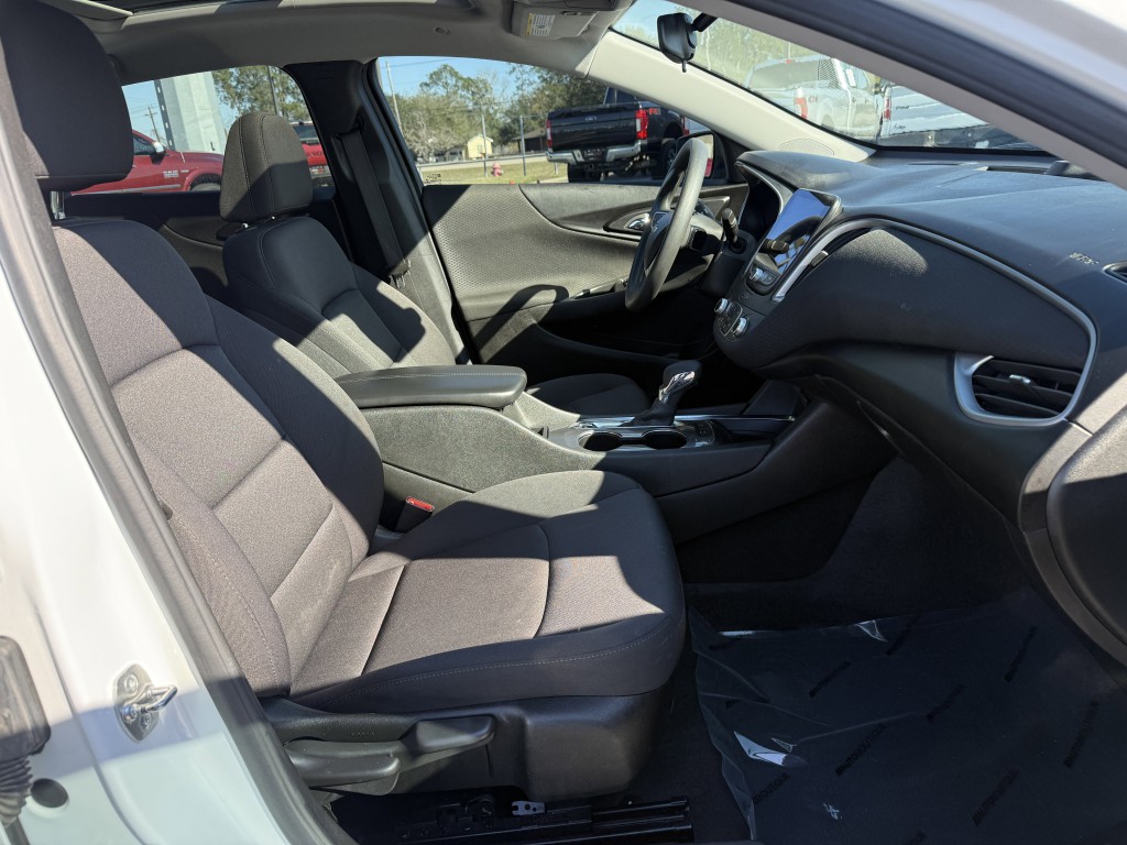 2024 Chevrolet Malibu Image 27