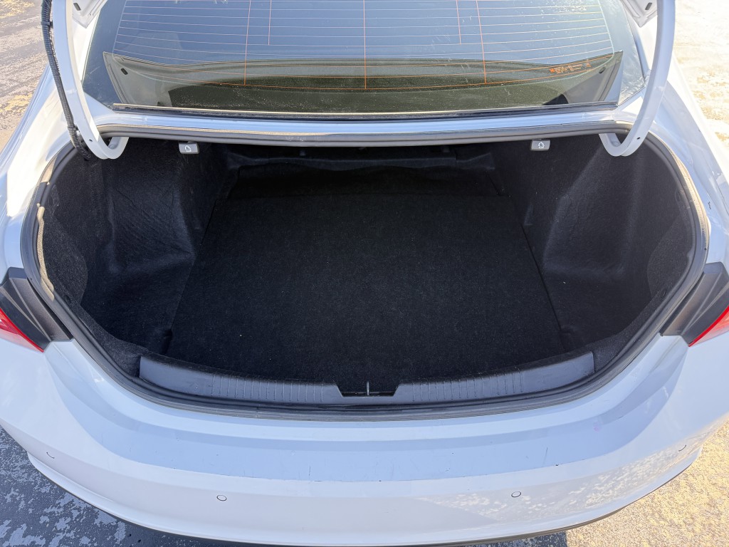 2024 Chevrolet Malibu Image 32