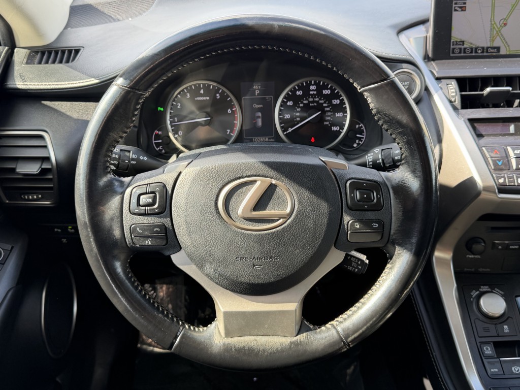 2017 Lexus NX Image 15