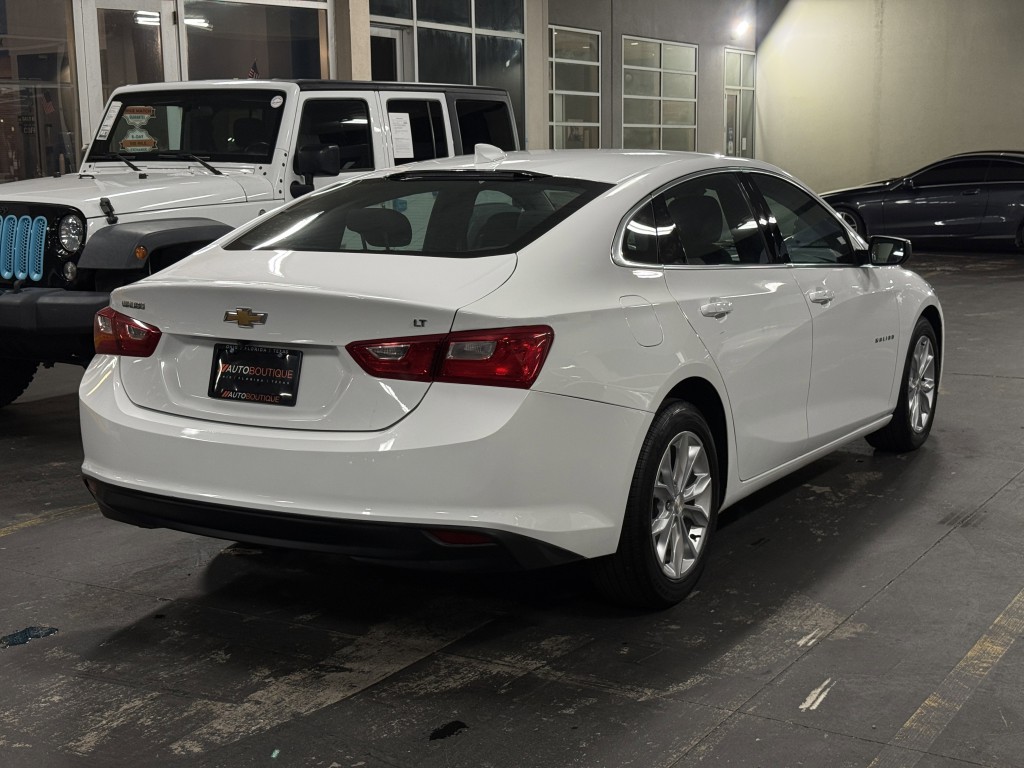 2023 Chevrolet Malibu Image 8