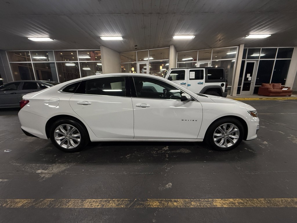 2023 Chevrolet Malibu Image 10