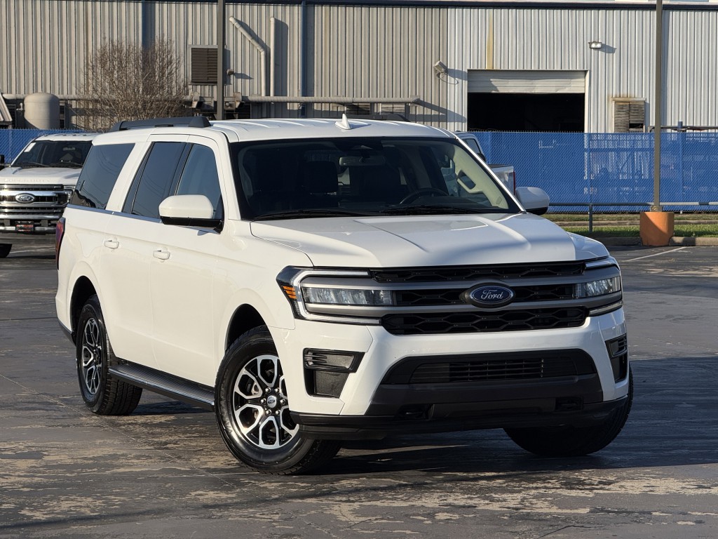 2023 Ford Expedition Image 3