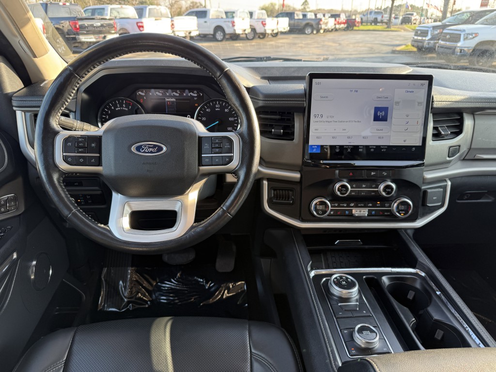 2023 Ford Expedition Image 16