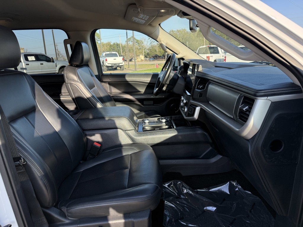 2023 Ford Expedition Image 32