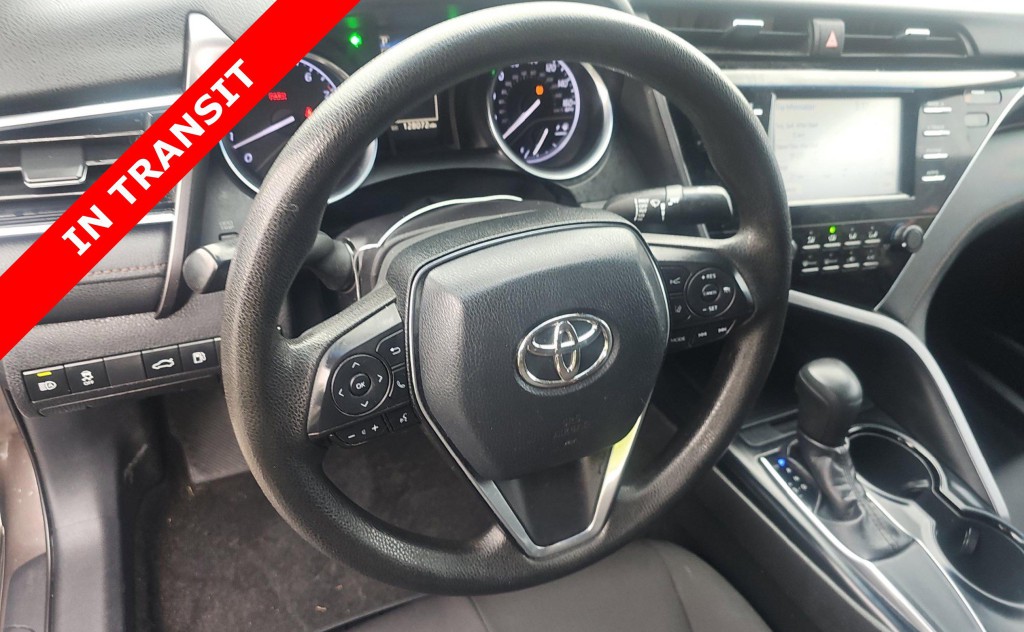 2018 Toyota Camry Image 8