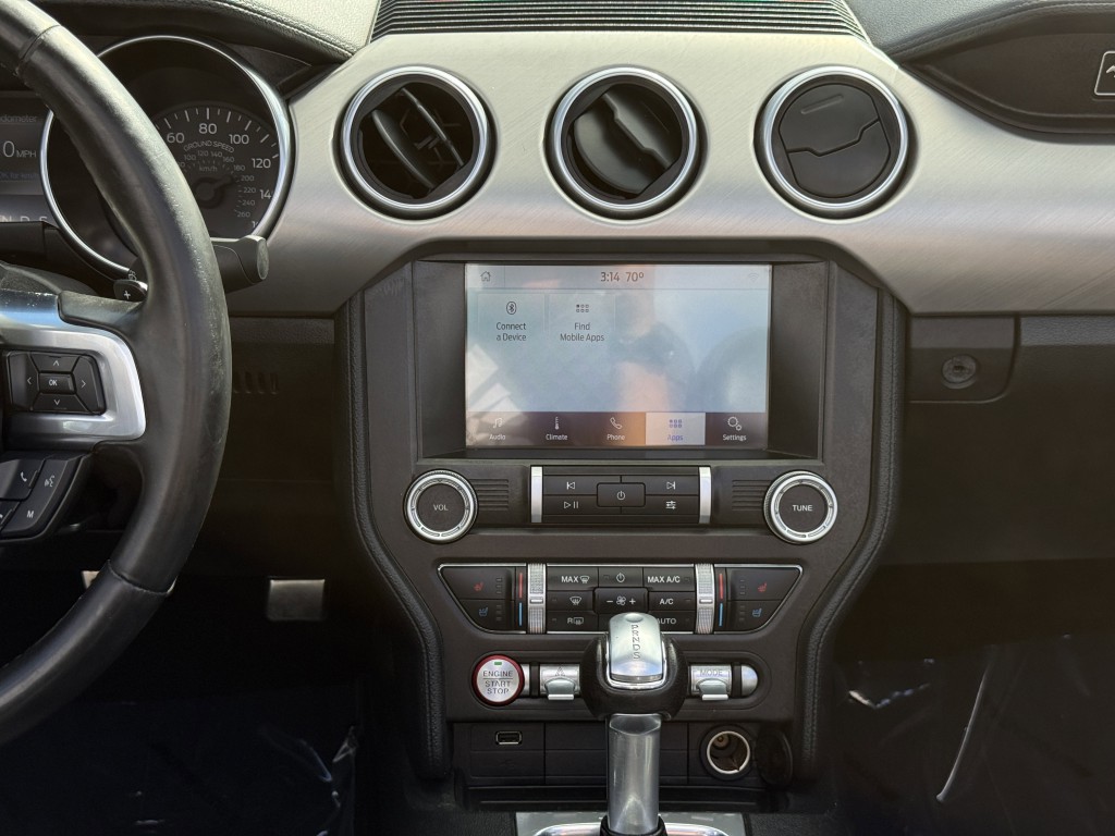 2020 Ford Mustang Image 22