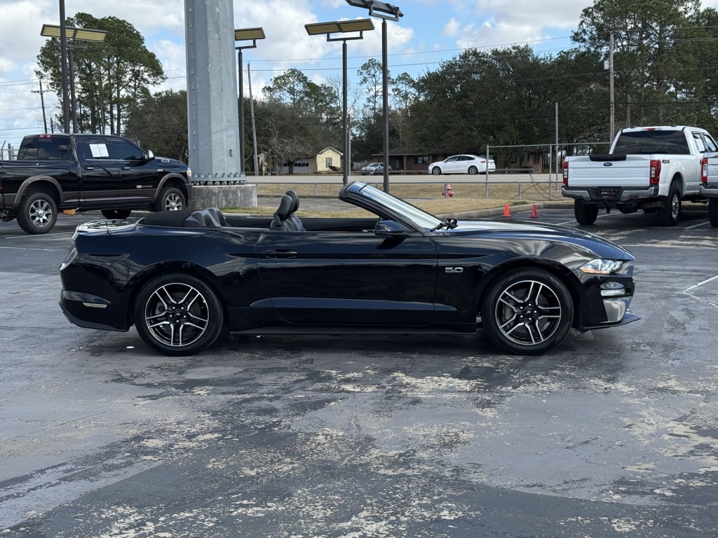 2020 Ford Mustang Image 12