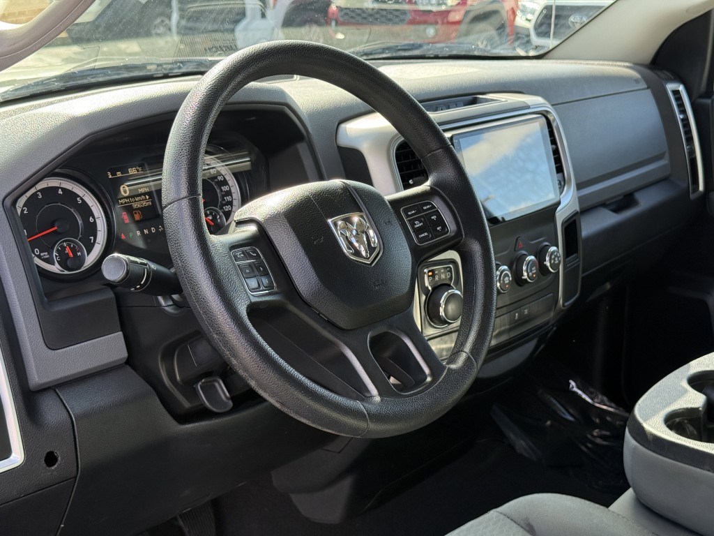 2017 RAM 1500 Image 12