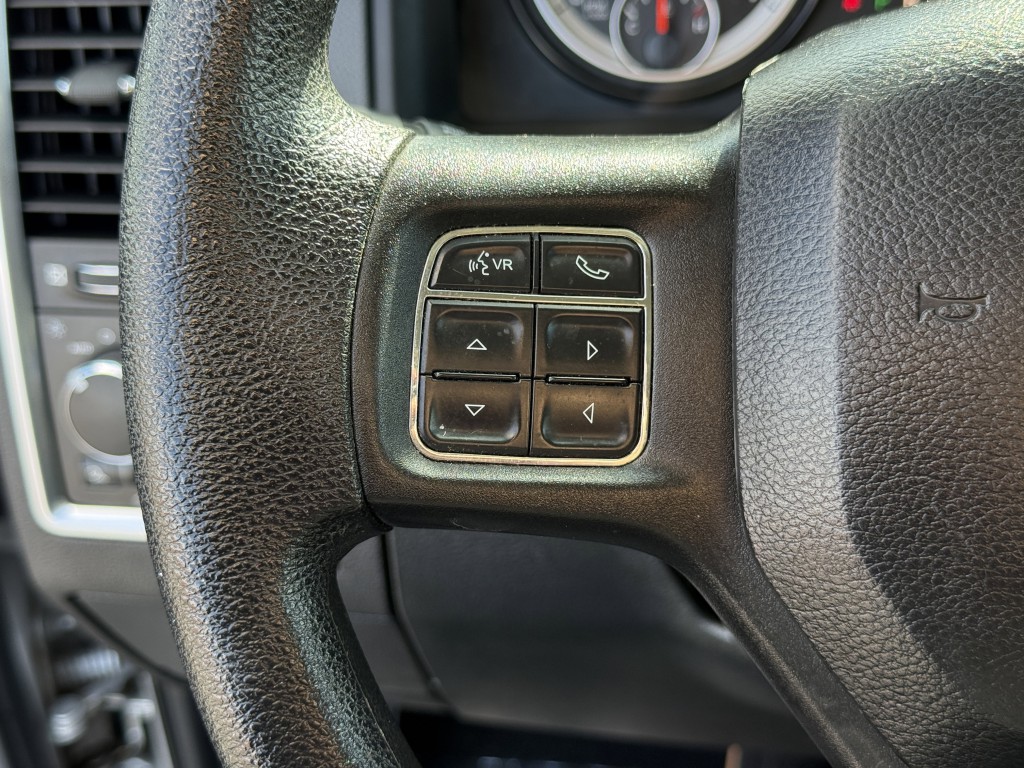 2017 RAM 1500 Image 16