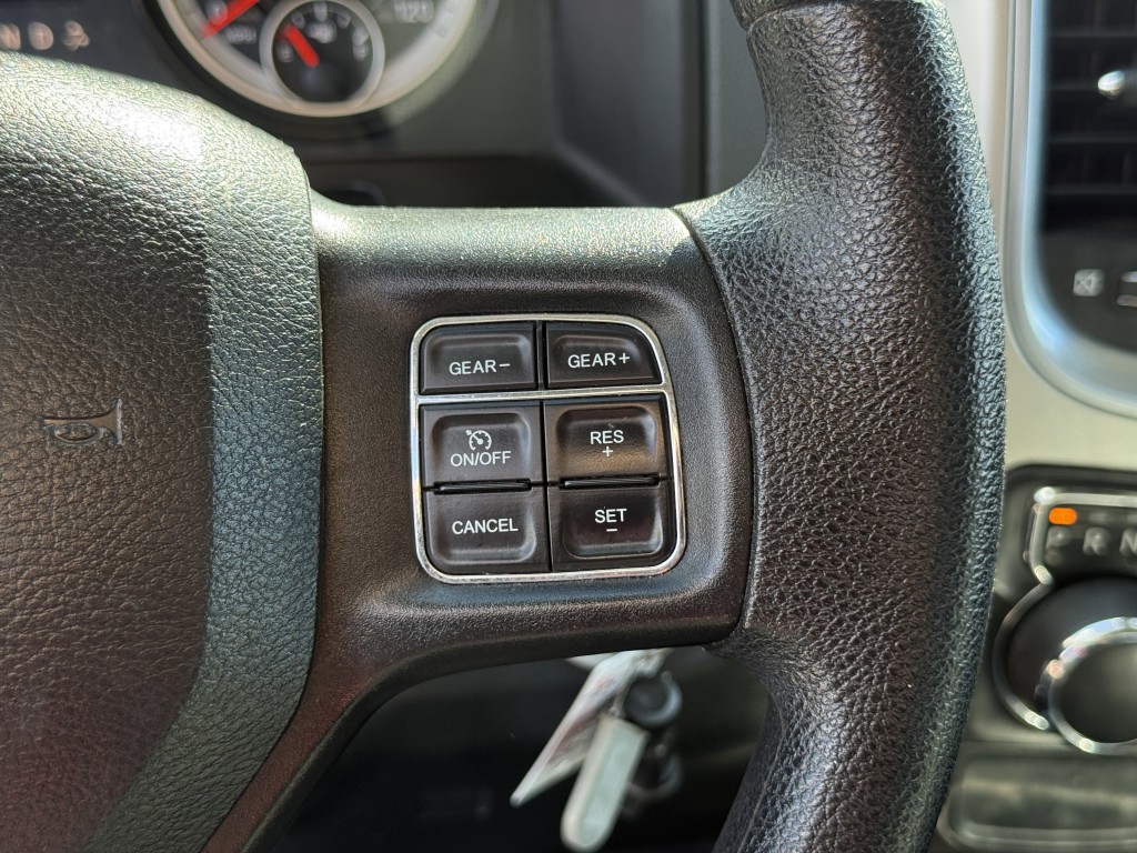 2017 RAM 1500 Image 17