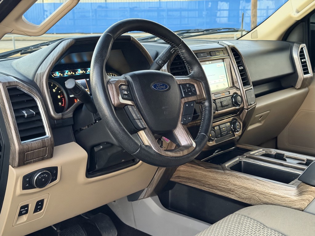 2016 Ford F-150 Image 12